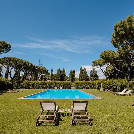 Razza Del Casalone Guest House Grosseto Luaran gambar