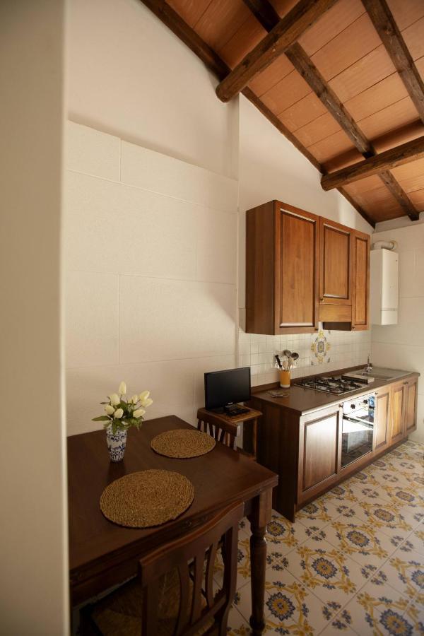 Razza Del Casalone Guest House Grosseto Luaran gambar