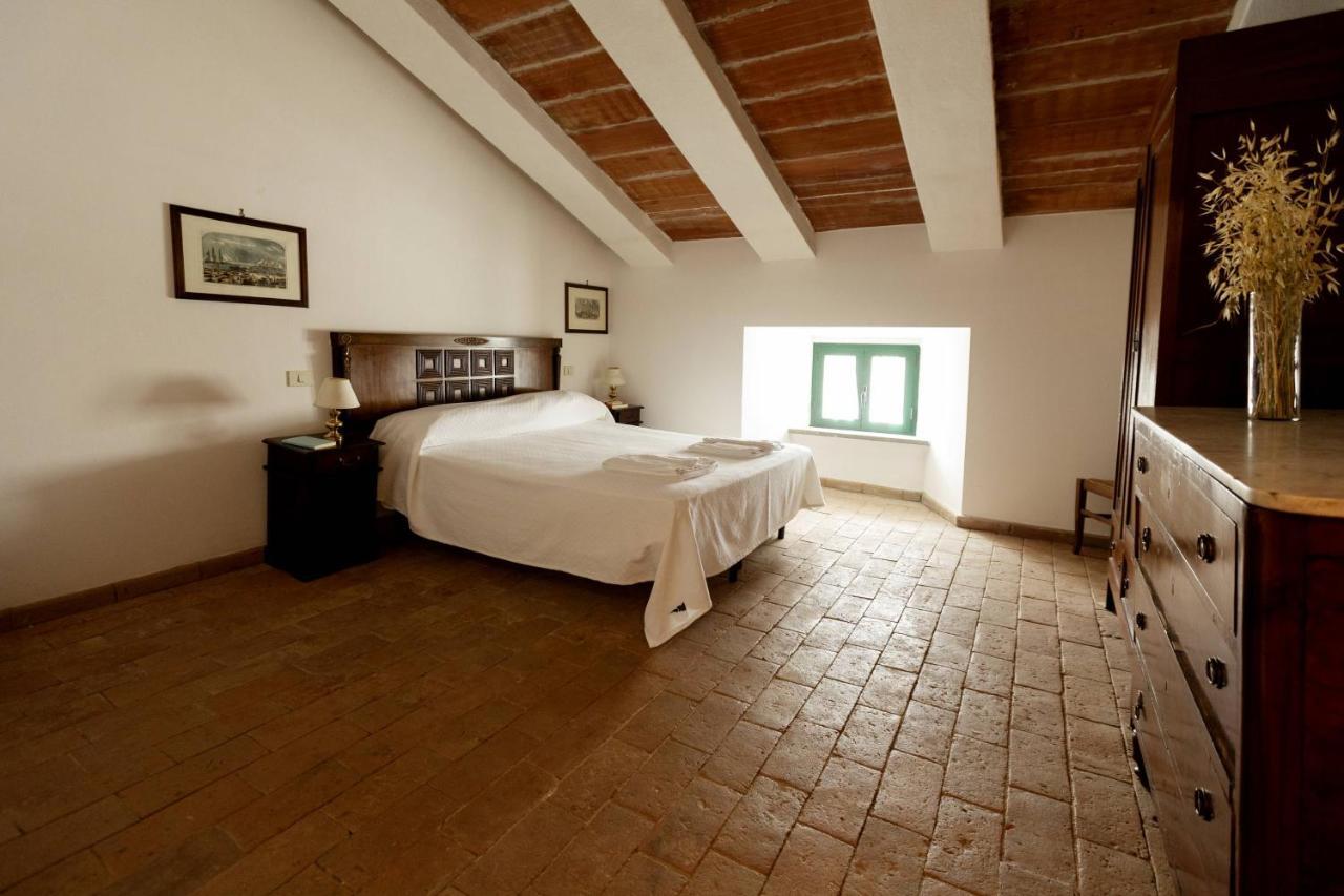 Razza Del Casalone Guest House Grosseto Luaran gambar