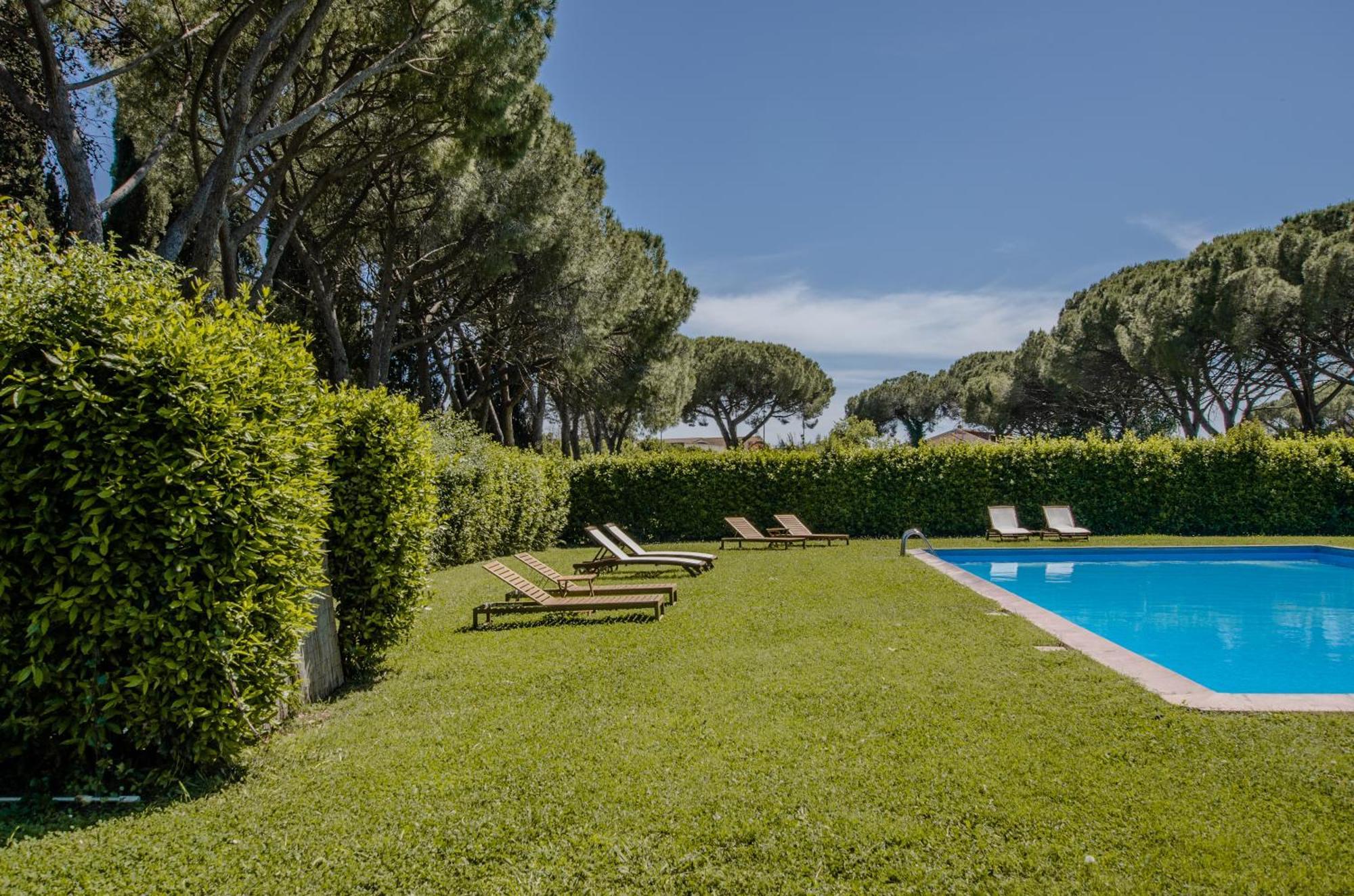 Razza Del Casalone Guest House Grosseto Luaran gambar