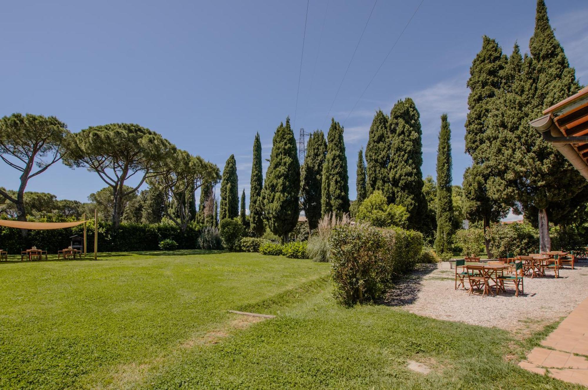 Razza Del Casalone Guest House Grosseto Luaran gambar