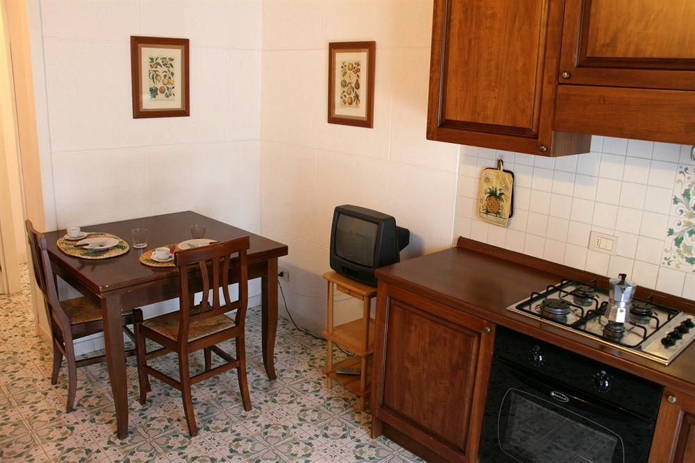 Razza Del Casalone Guest House Grosseto Luaran gambar