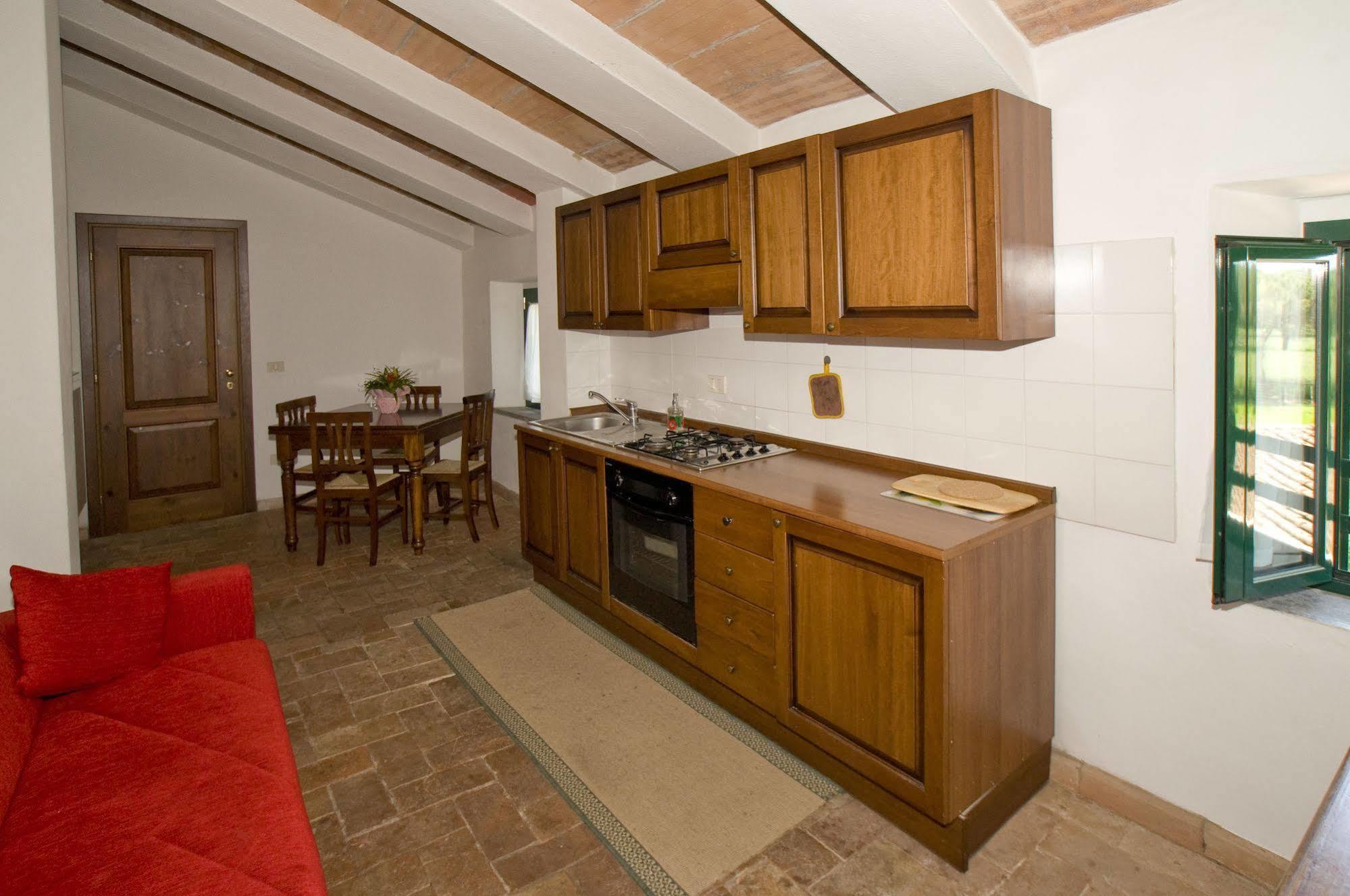 Razza Del Casalone Guest House Grosseto Luaran gambar